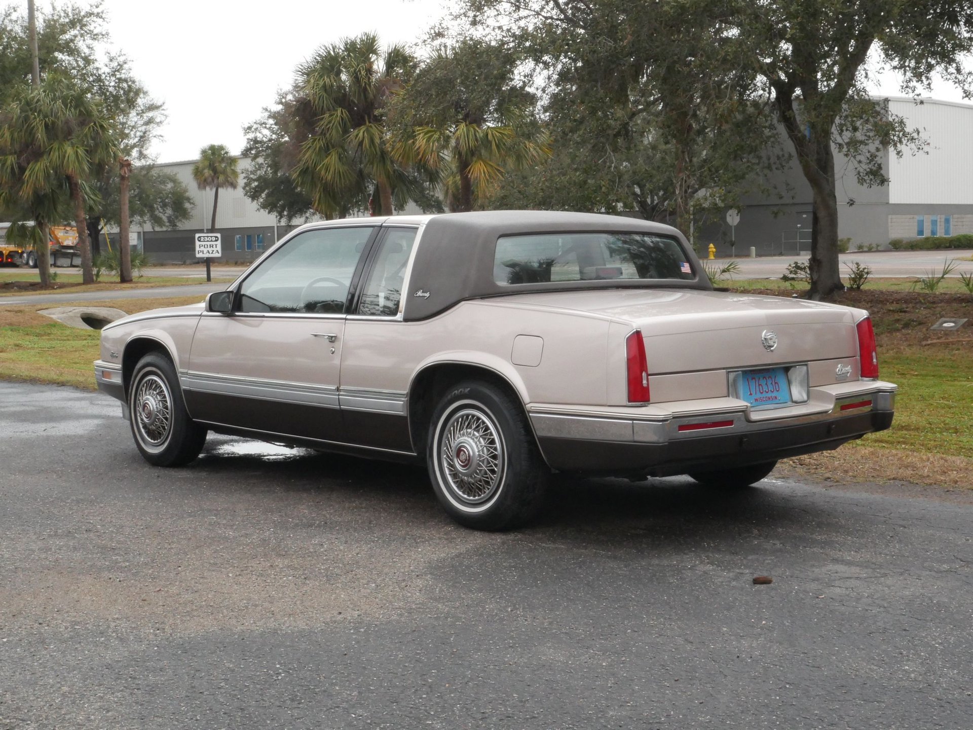 Used 1988 Cadillac Eldorado Coupe image 17