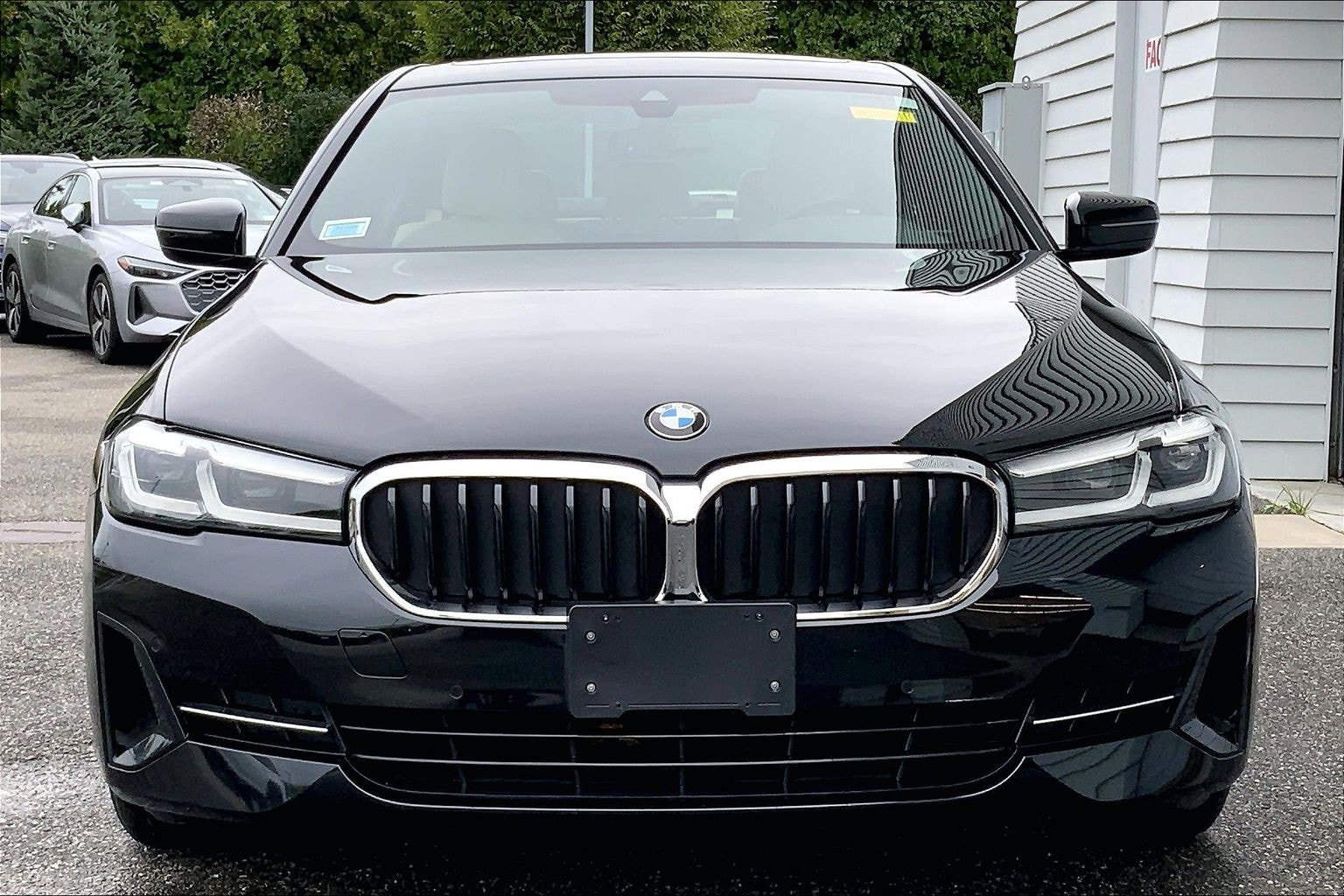 Used 2023 BMW 530i xDrive w/ Convenience Package AWD/4WD image 10