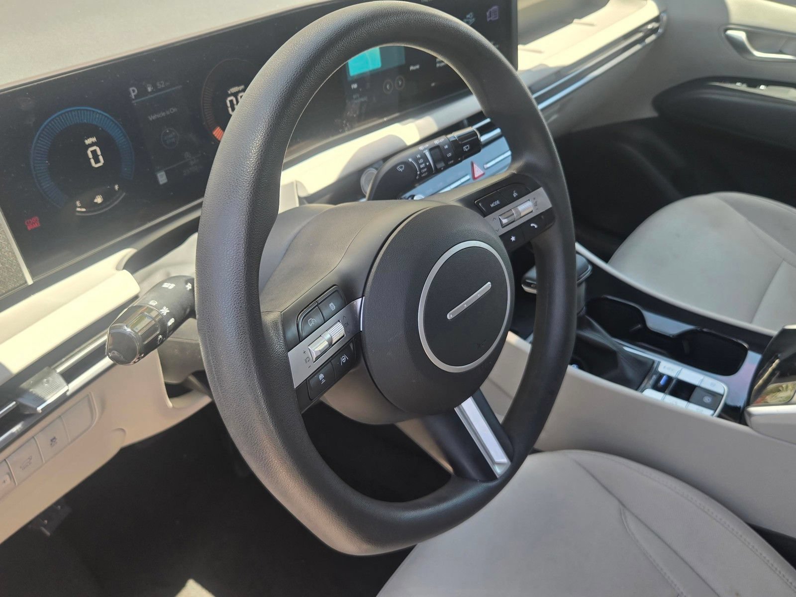 Used 2025 Hyundai Tucson SEL FWD image 11