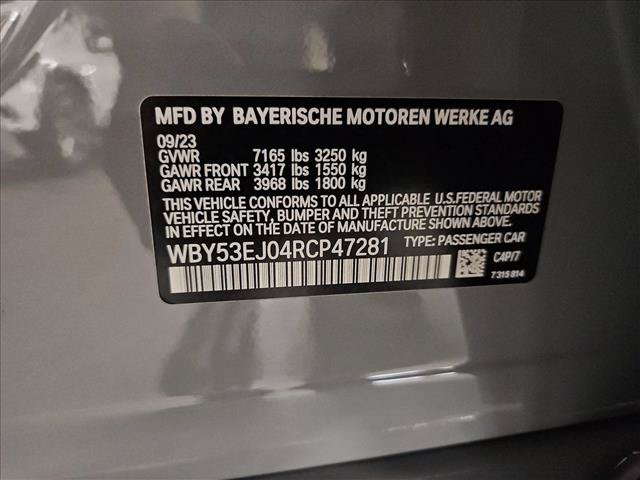 Certified 2024 BMW i7 xDrive60 w/ Executive Package AWD/4WD image 25