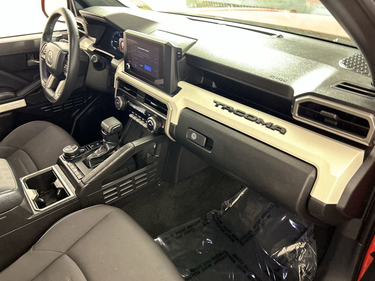 Used 2024 Toyota Tacoma TRD Off-Road image 26