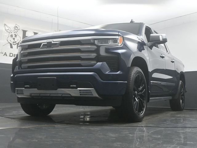 Used 2022 Chevrolet Silverado 1500 High Country AWD/4WD image 4