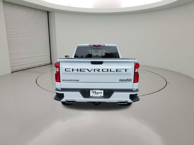 New 2026 Chevrolet Silverado 1500 High Country w/ High Country Premium Package AWD/4WD image 6