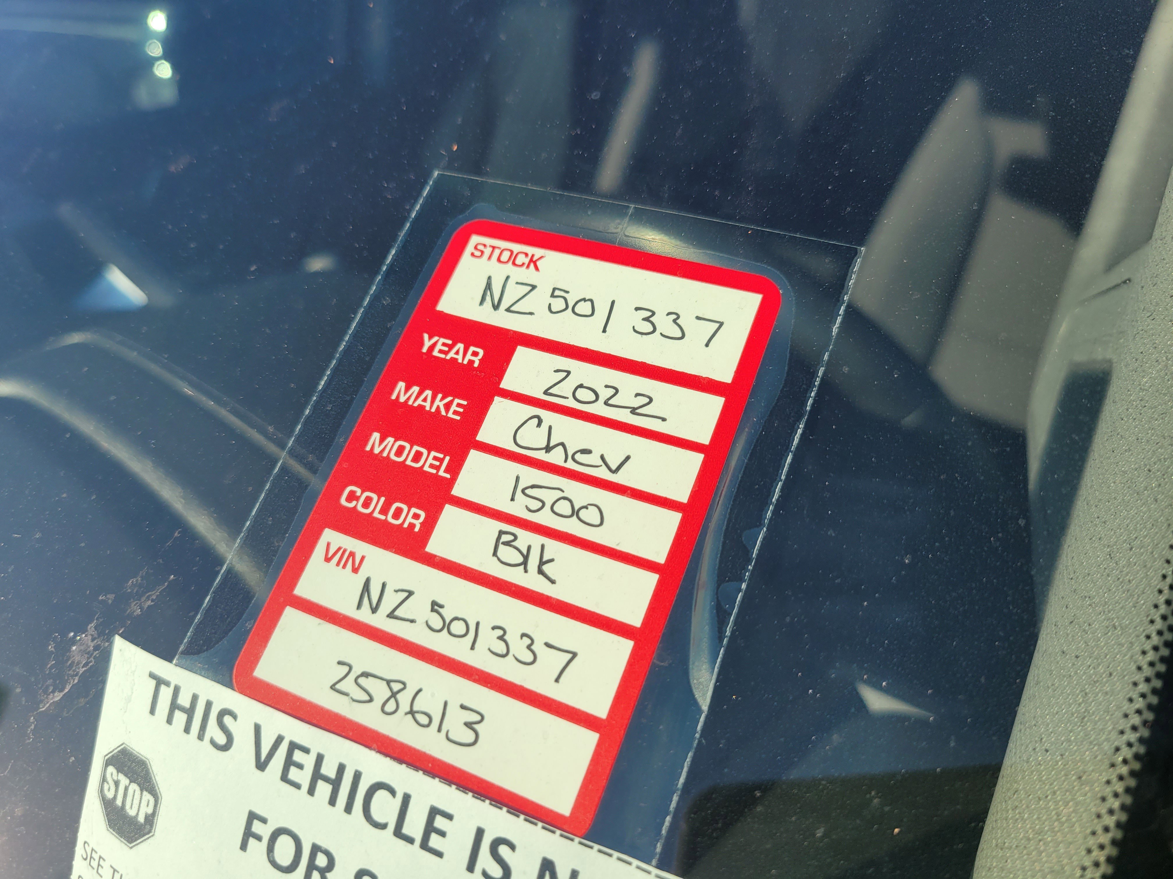 Used 2022 Chevrolet Silverado 1500 LT RWD image 10