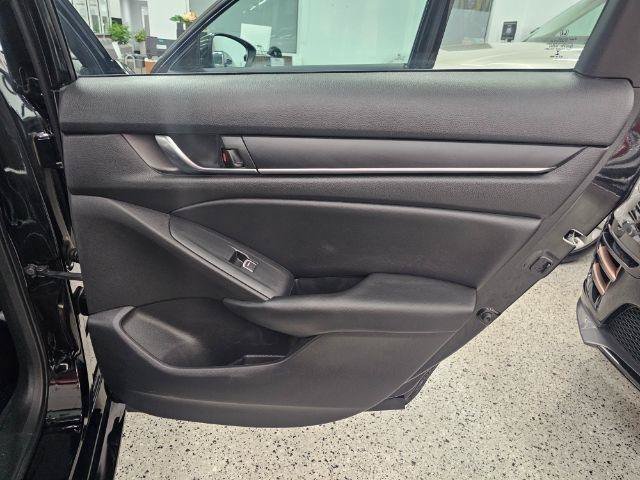 Used 2022 Honda Accord Sport image 34