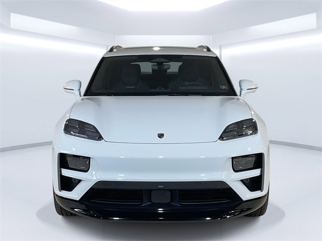New 2025 Porsche Macan Turbo Electric image 10