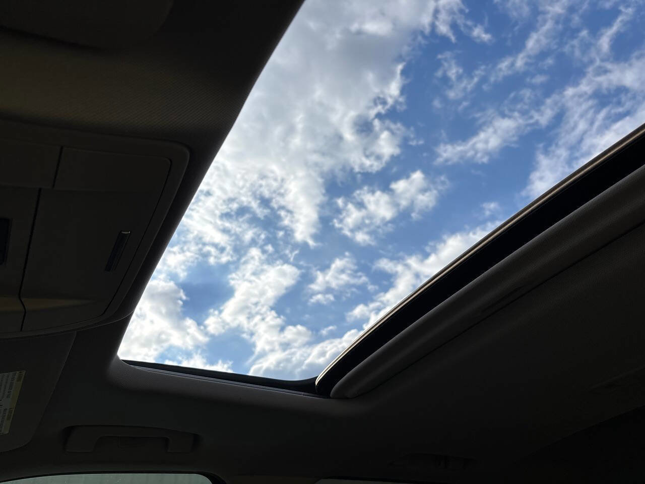 Used 2015 Chevrolet Silverado 1500 LTZ Z71 w/ LTZ Plus Package image 32