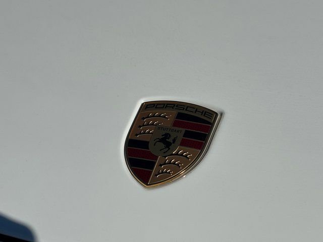 Used 2025 Porsche Cayenne AWD/4WD image 28