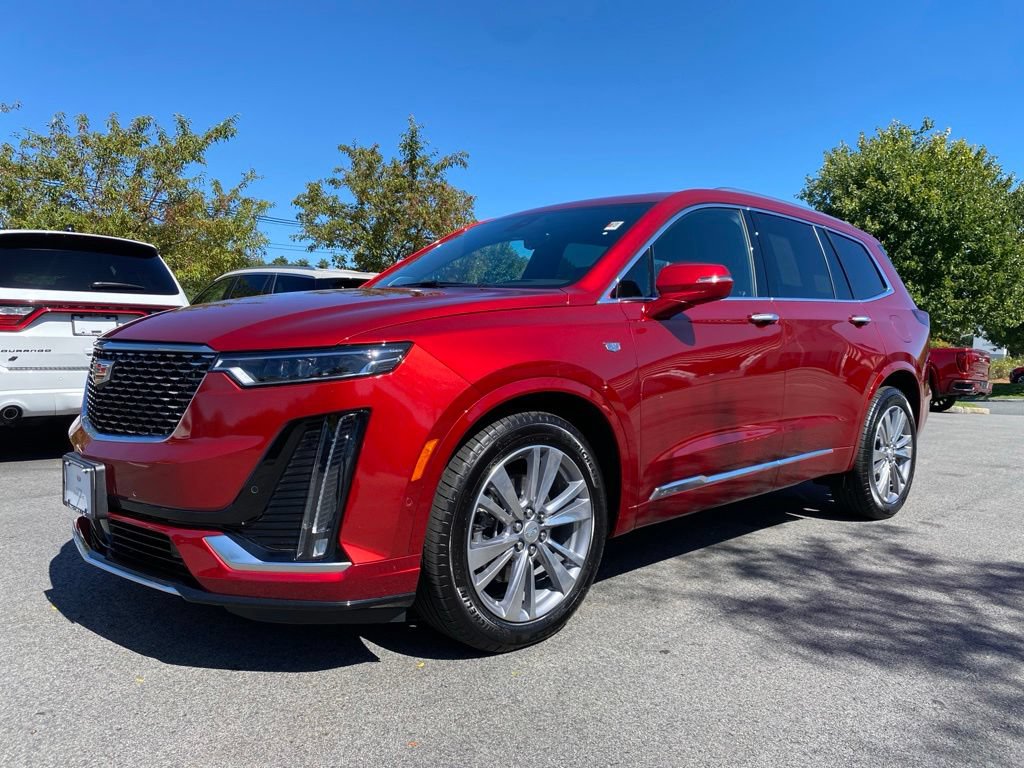 Certified 2025 Cadillac XT6 Premium Luxury w/ Platinum Package AWD/4WD image 1