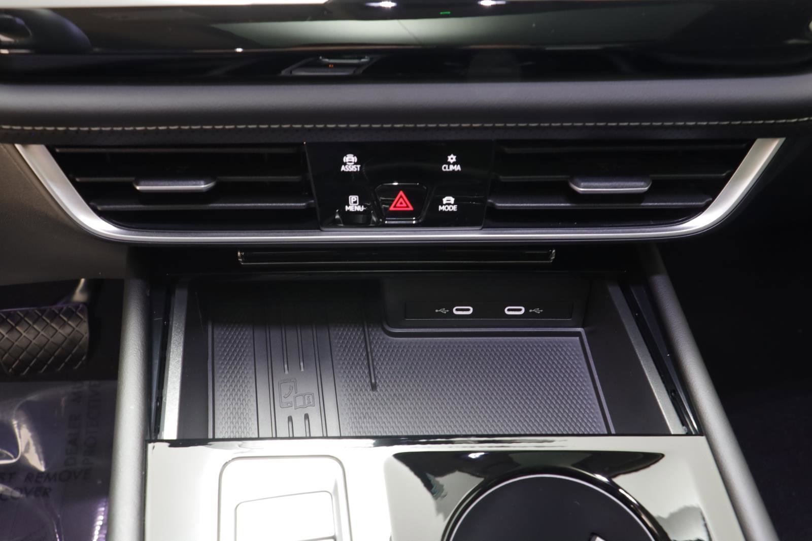 New 2026 Volkswagen Atlas SE image 11