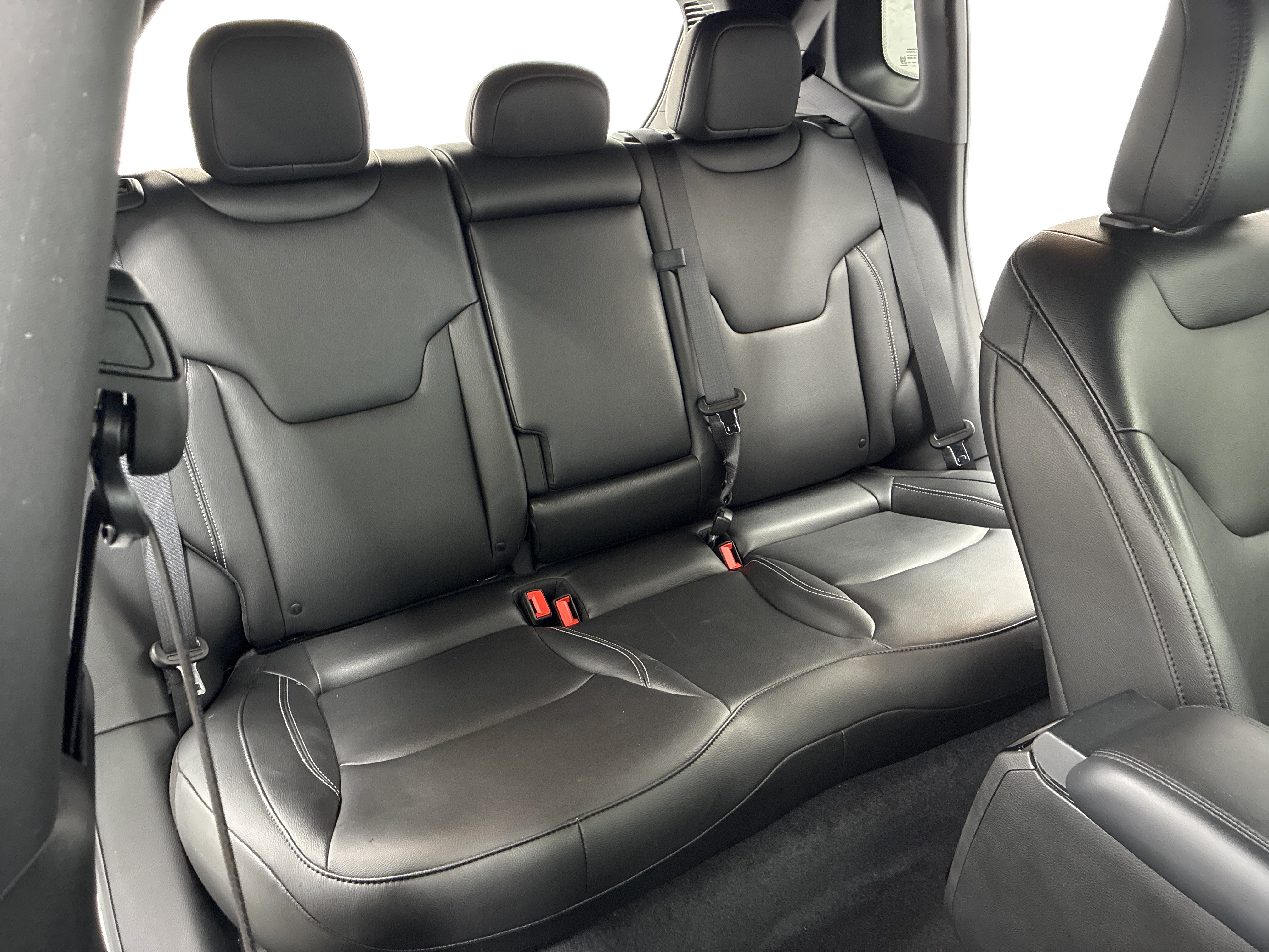 Certified 2025 Jeep Compass Limited AWD/4WD image 13