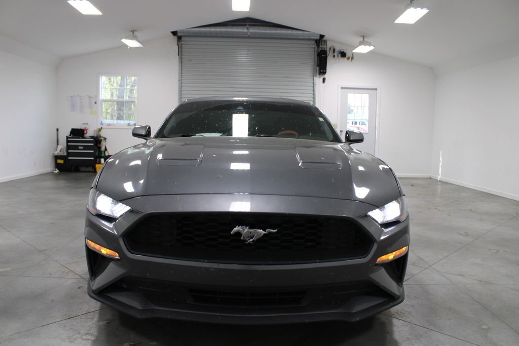 Used 2023 Ford Mustang Premium image 3