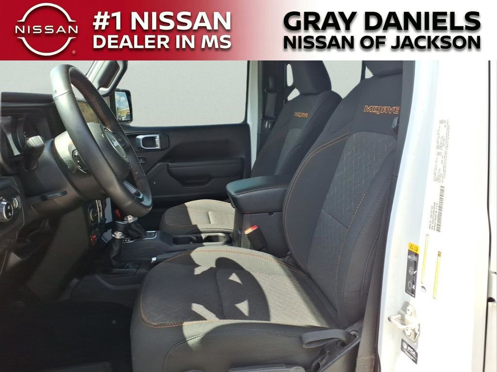 Used 2024 Jeep Gladiator Mojave image 23