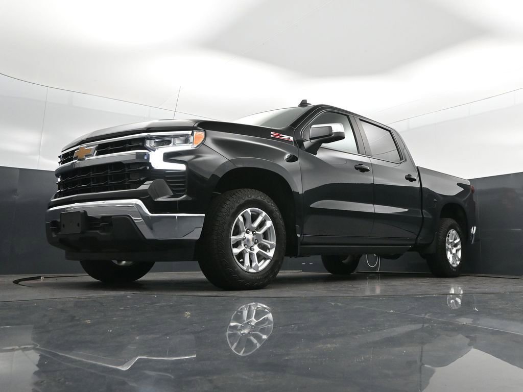 Used 2024 Chevrolet Silverado 1500 LT AWD/4WD image 21