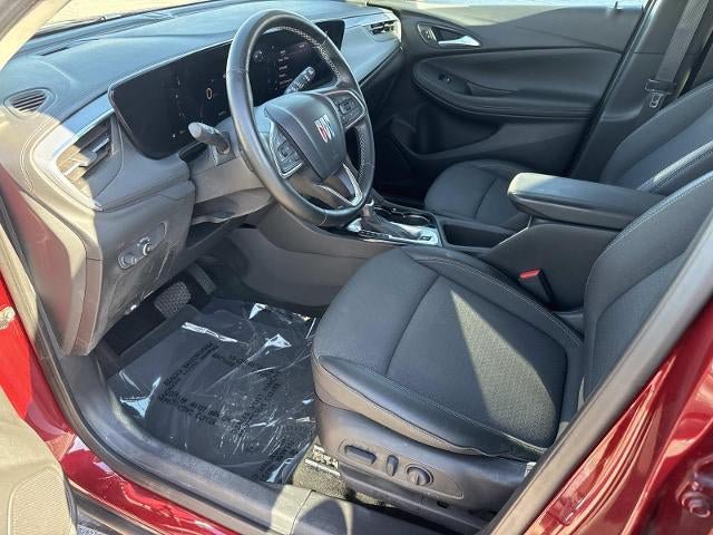 Used 2024 Buick Encore GX Preferred w/ Comfort Package FWD image 12