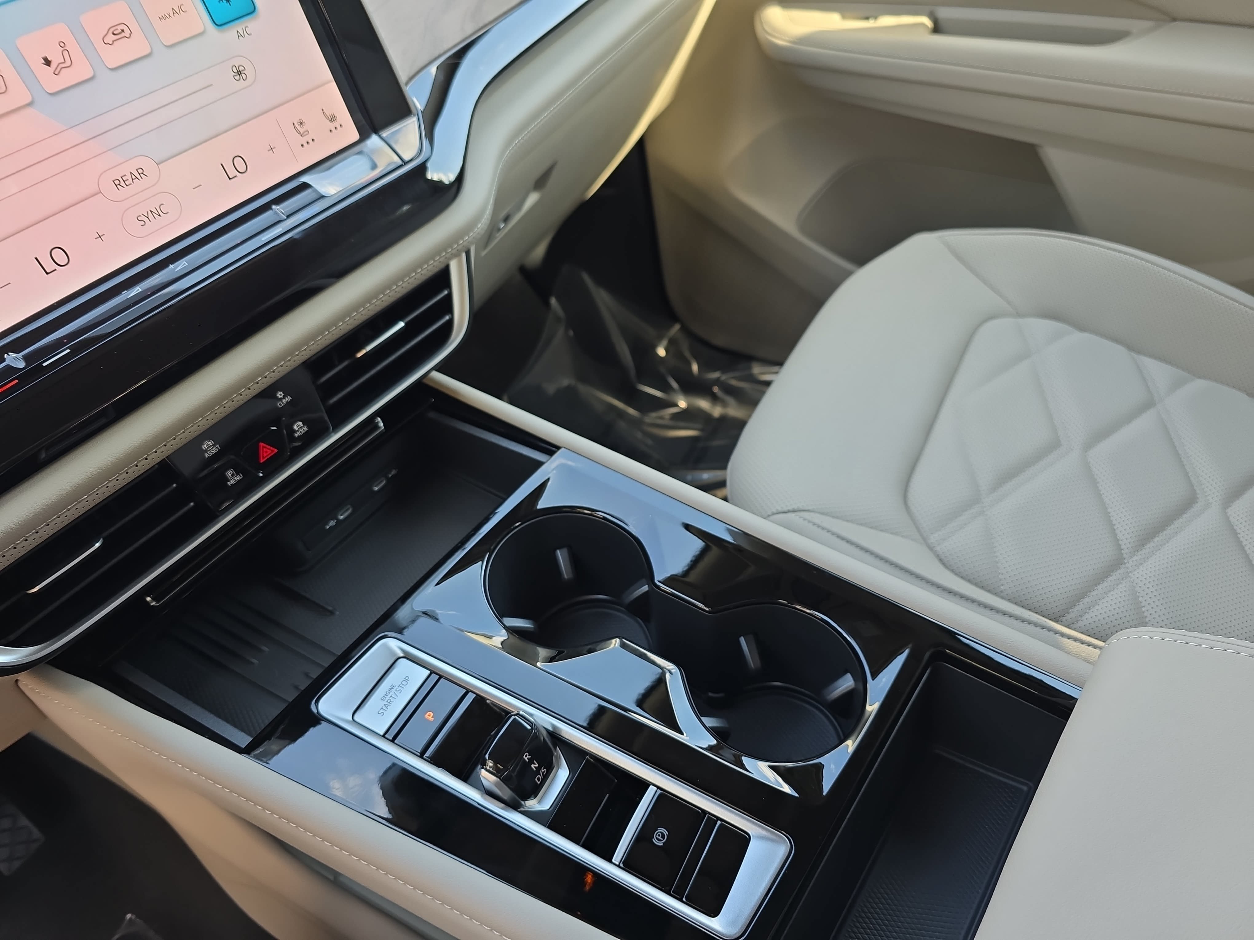 New 2026 Volkswagen Atlas SE AWD/4WD image 26