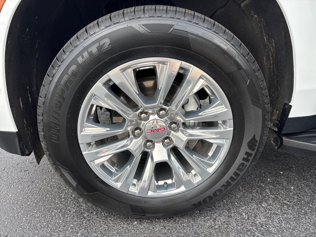Certified 2025 GMC Yukon Denali AWD/4WD image 34