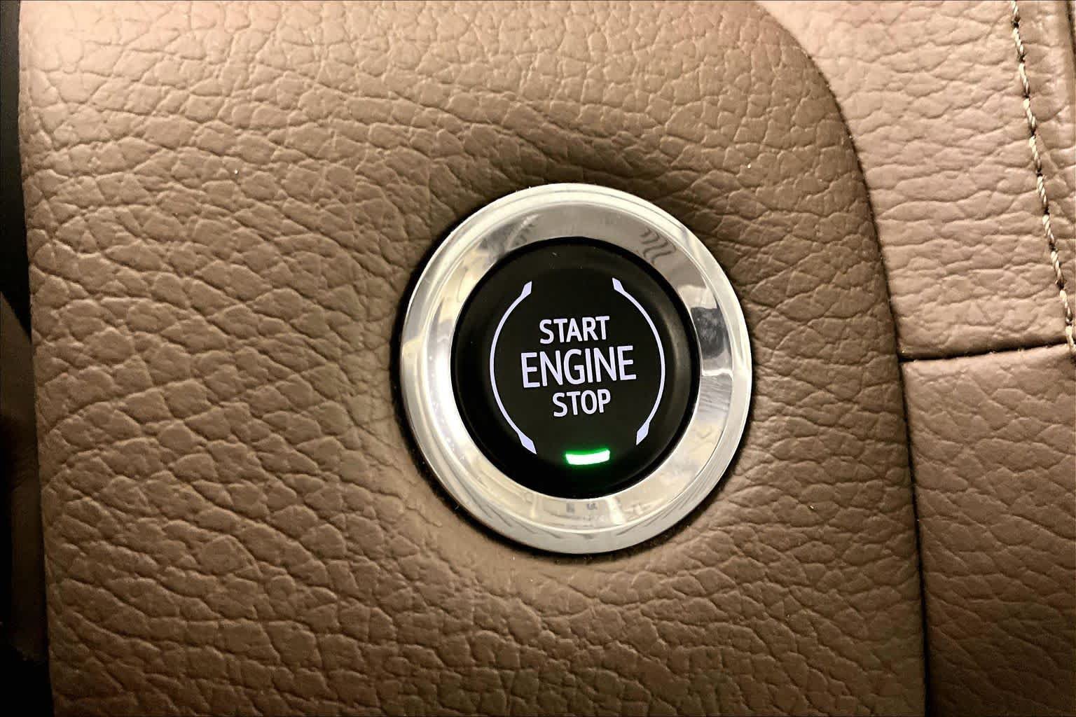 Used 2023 GMC Yukon Denali w/ Max Trailering Package AWD/4WD image 33