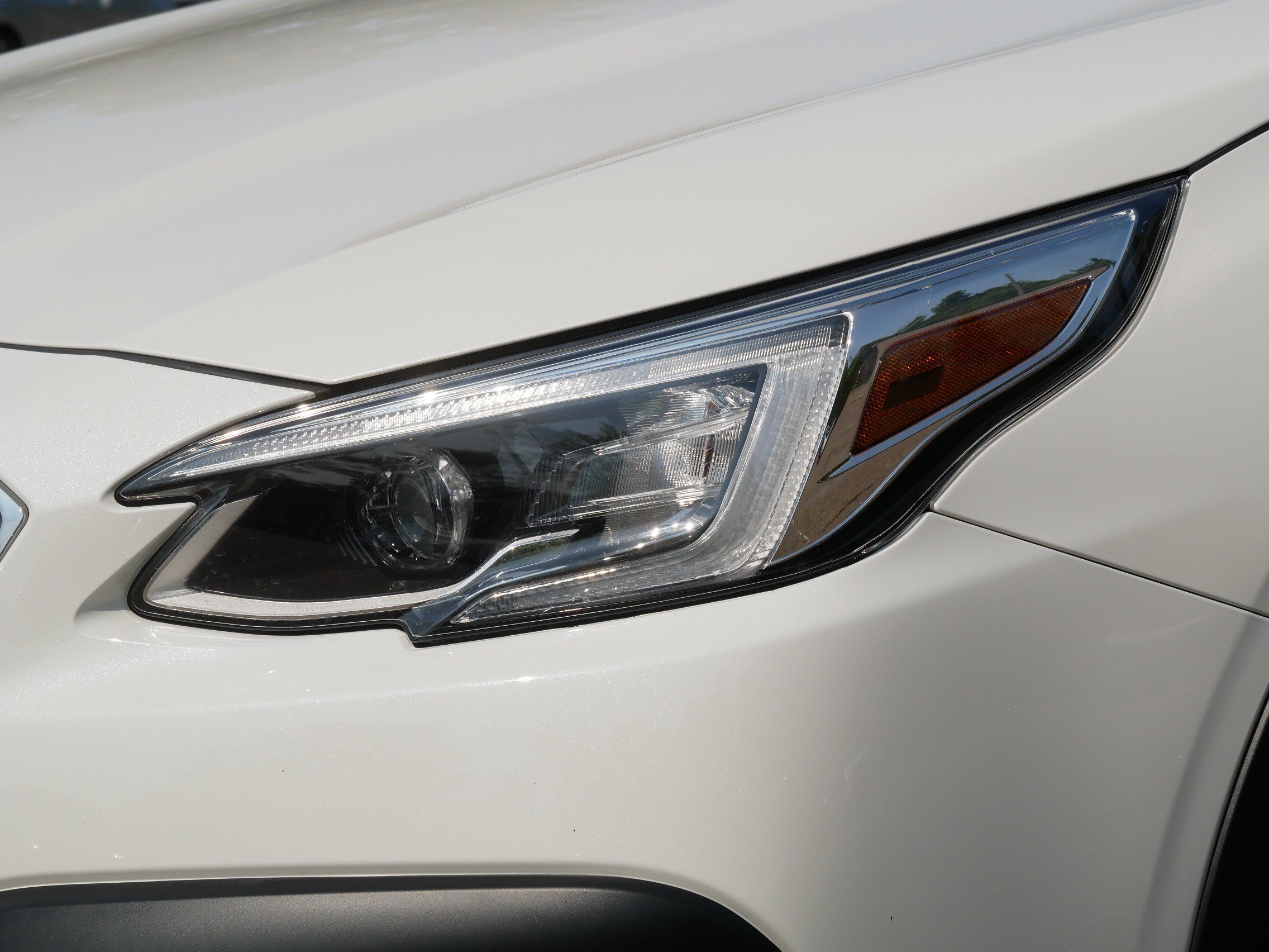 Used 2021 Subaru Outback Touring w/ Popular Package #2 AWD/4WD image 16