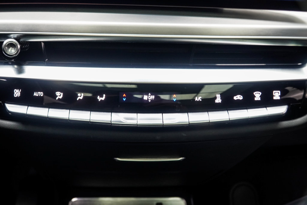 Used 2025 Cadillac Lyriq Sport w/ LPO, Floor Liner Package AWD/4WD image 23