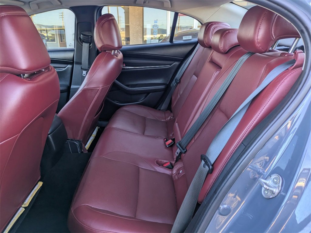 Used 2023 MAZDA MAZDA3 s image 28