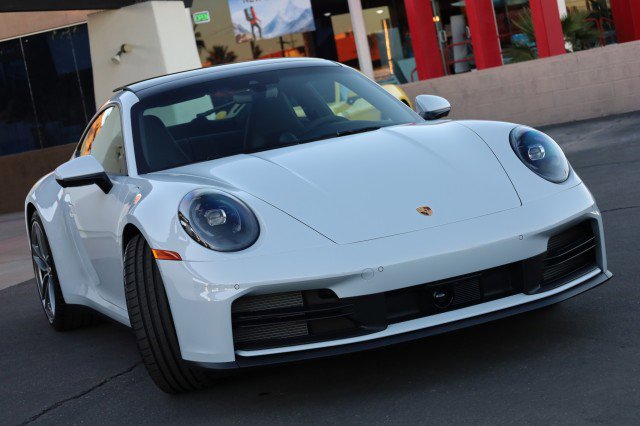 Used 2025 Porsche 911 Carrera image 2