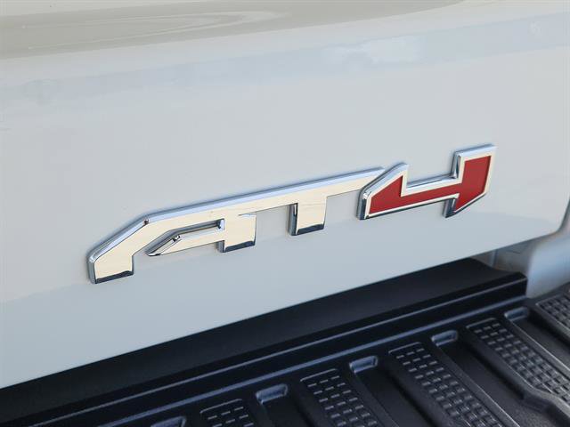 Used 2025 GMC Sierra 1500 AT4 image 5