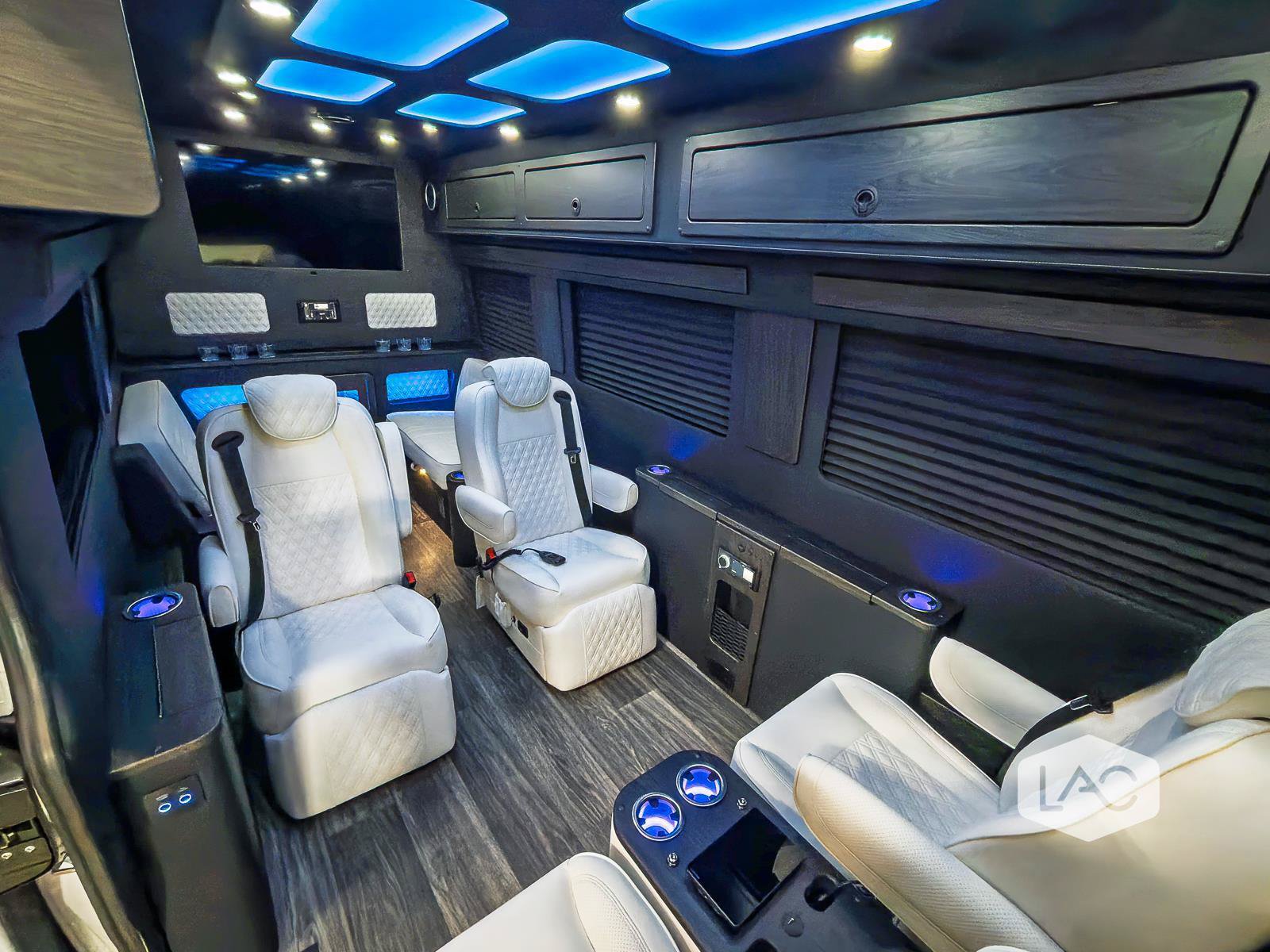 Used 2025 Mercedes-Benz Sprinter 3500 image 5