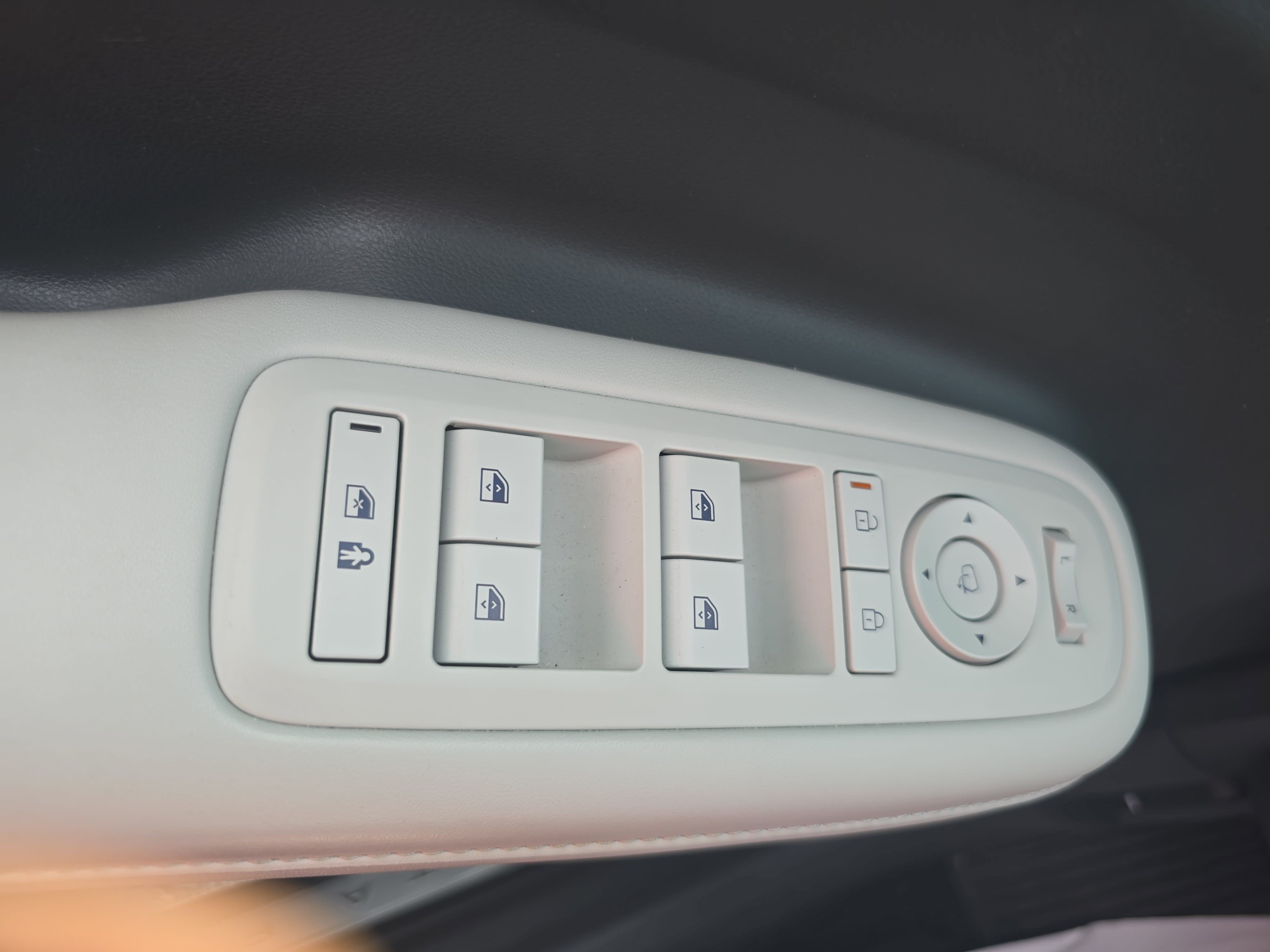 Used 2025 Hyundai Santa Fe Calligraphy AWD/4WD image 26