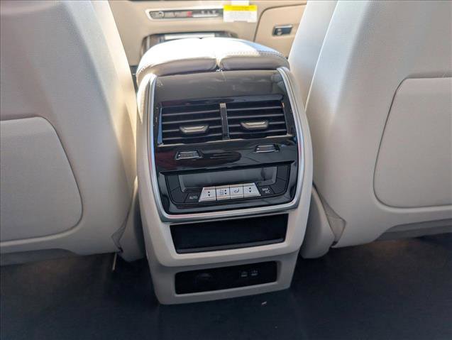 New 2027 BMW X7 xDrive40i AWD/4WD image 21
