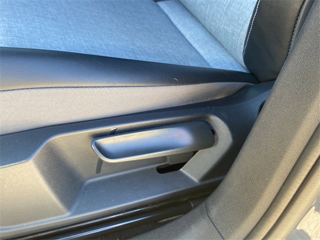 Used 2023 Volkswagen ID.4 Pro image 21