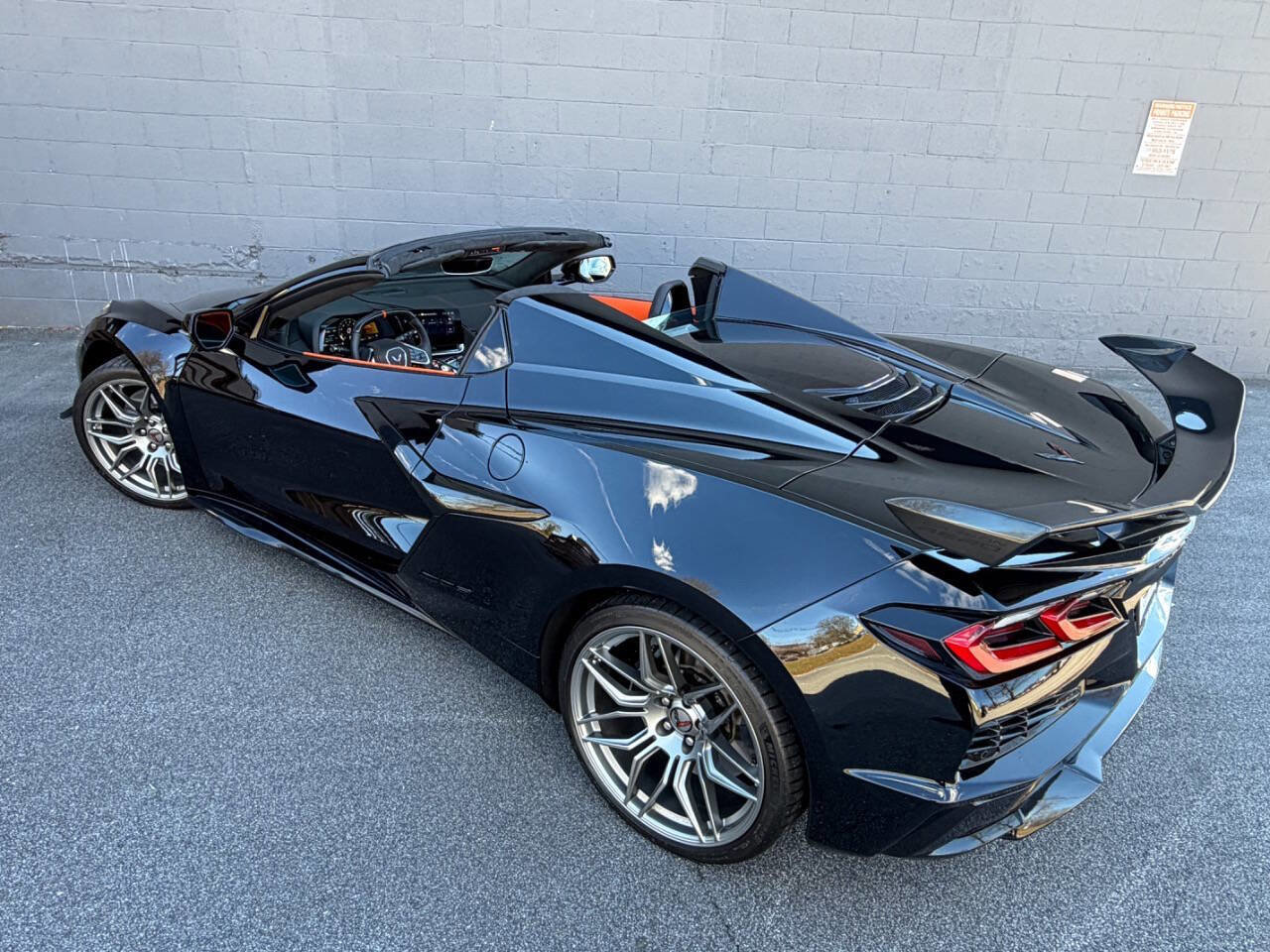 Used 2025 Chevrolet Corvette Z06 image 7