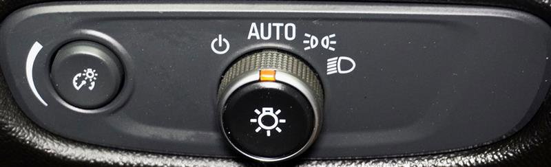 Used 2024 Chevrolet Malibu LS w/ Driver Confidence Package image 28