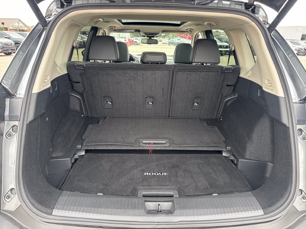 Used 2021 Nissan Rogue SL w/ Premium Package FWD image 7