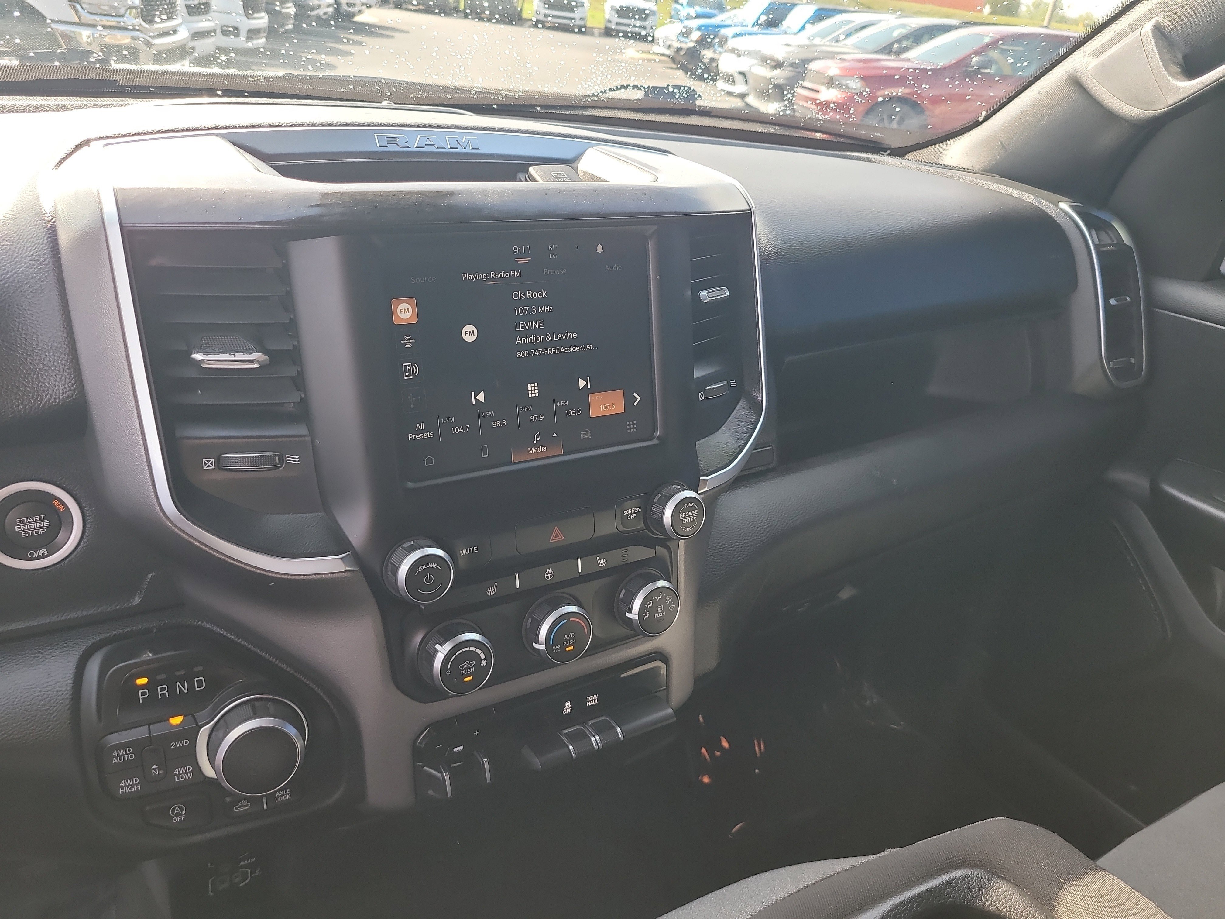Used 2024 RAM 1500 Big Horn AWD/4WD image 21