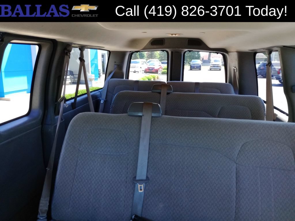 Used 2017 Chevrolet Express 2500 LS RWD image 21
