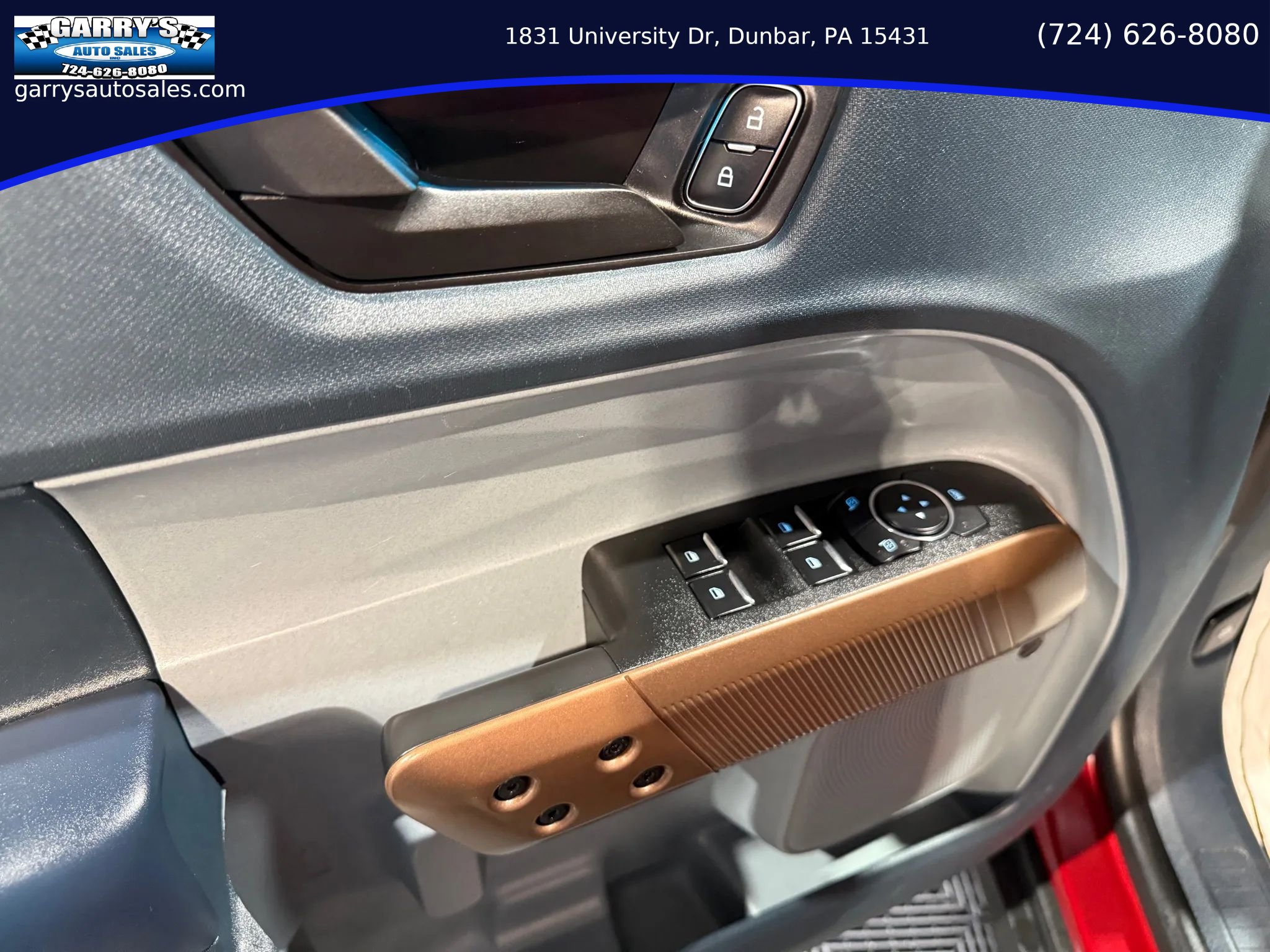 Used 2022 Ford Maverick Lariat w/ Lariat Luxury Package image 16