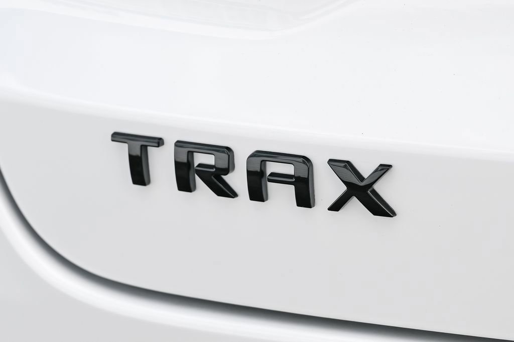 New 2026 Chevrolet Trax RS w/ Sunroof Package FWD image 12