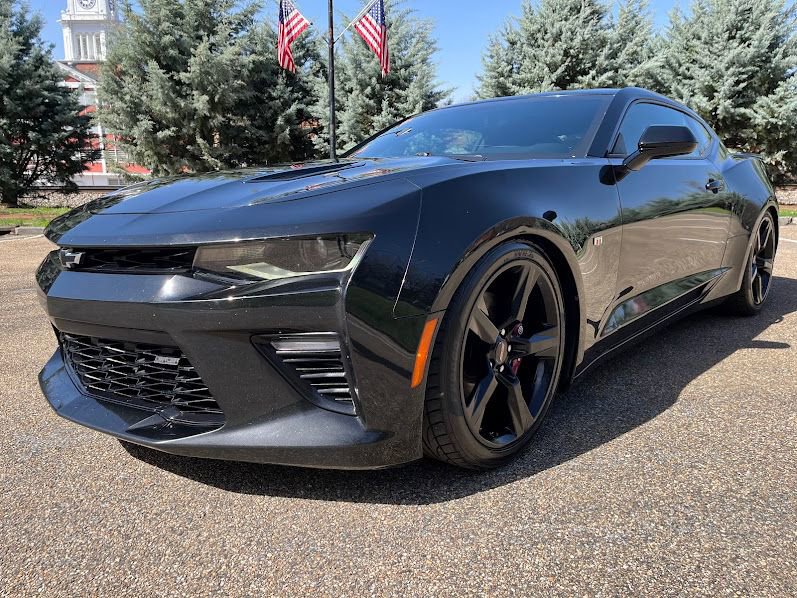 Used 2017 Chevrolet Camaro SS image 32