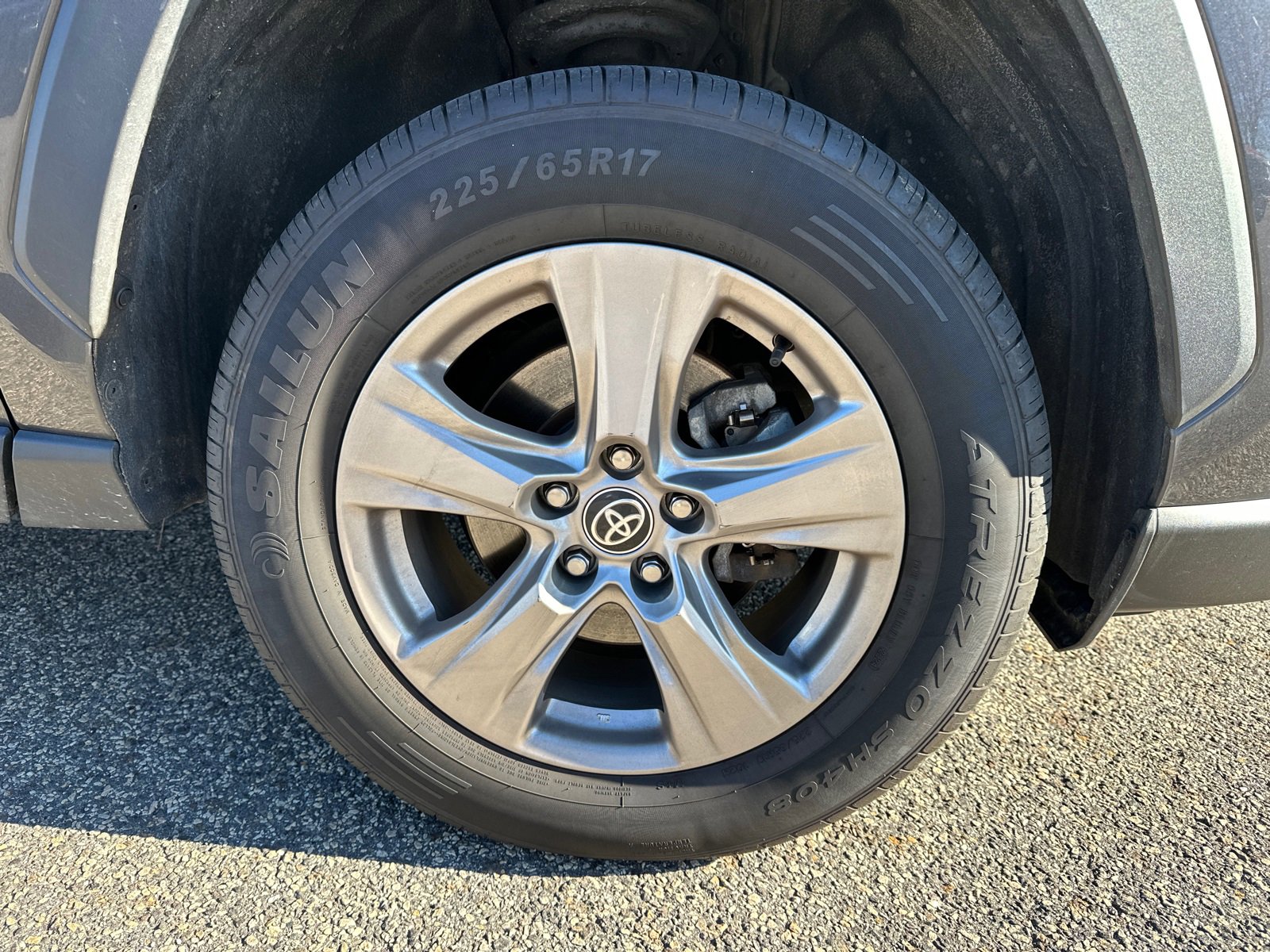 Used 2023 Toyota RAV4 XLE image 12