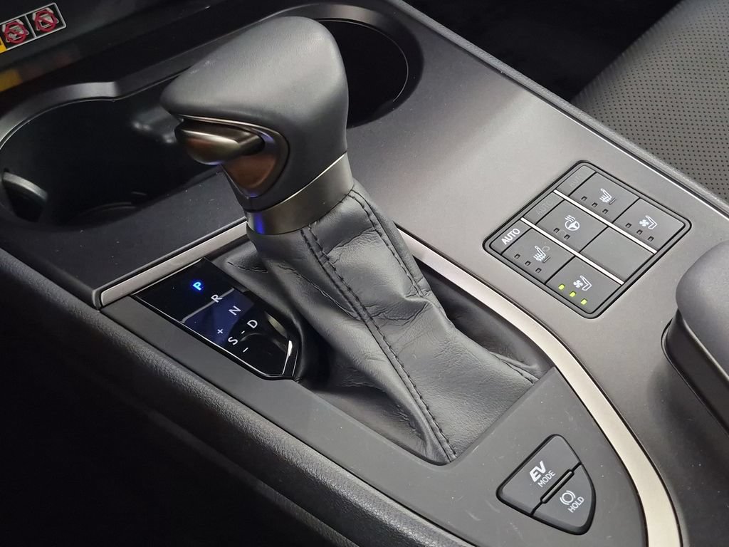 Certified 2024 Lexus UX 250h AWD w/ Premium Package image 27