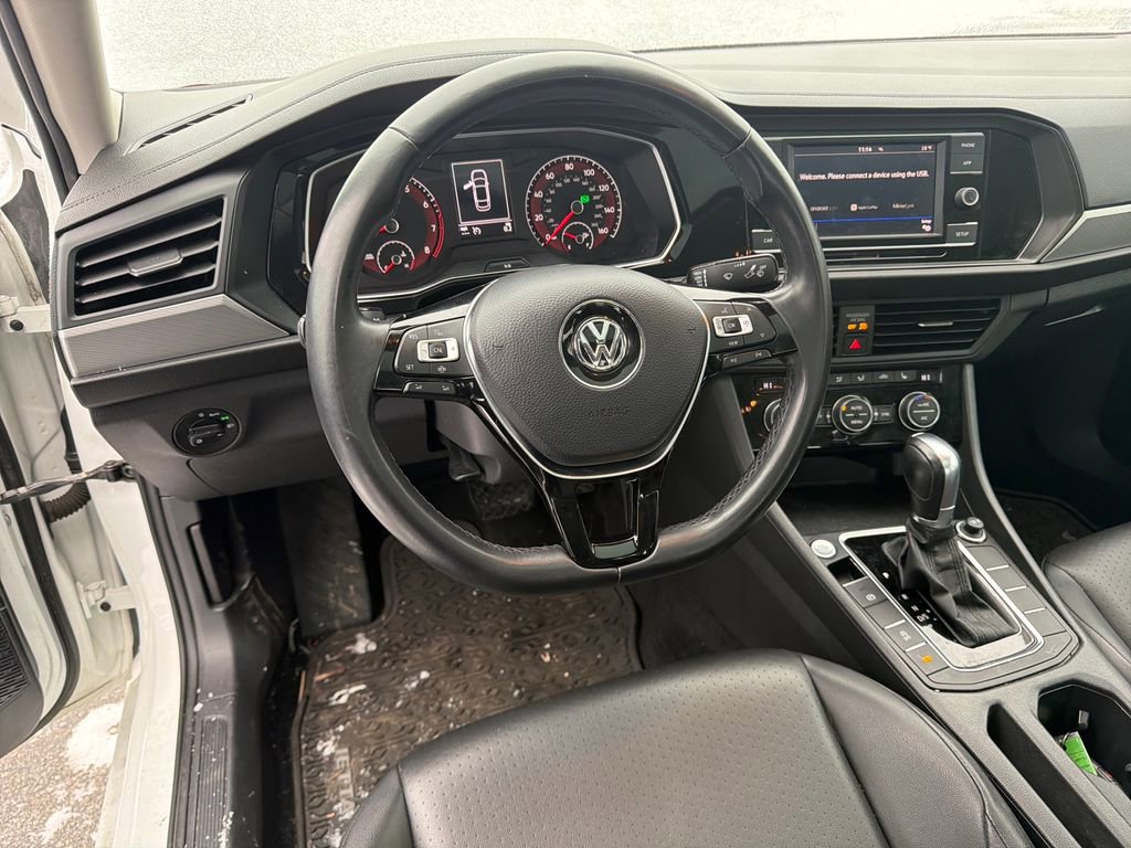 Used 2019 Volkswagen Jetta SE image 14