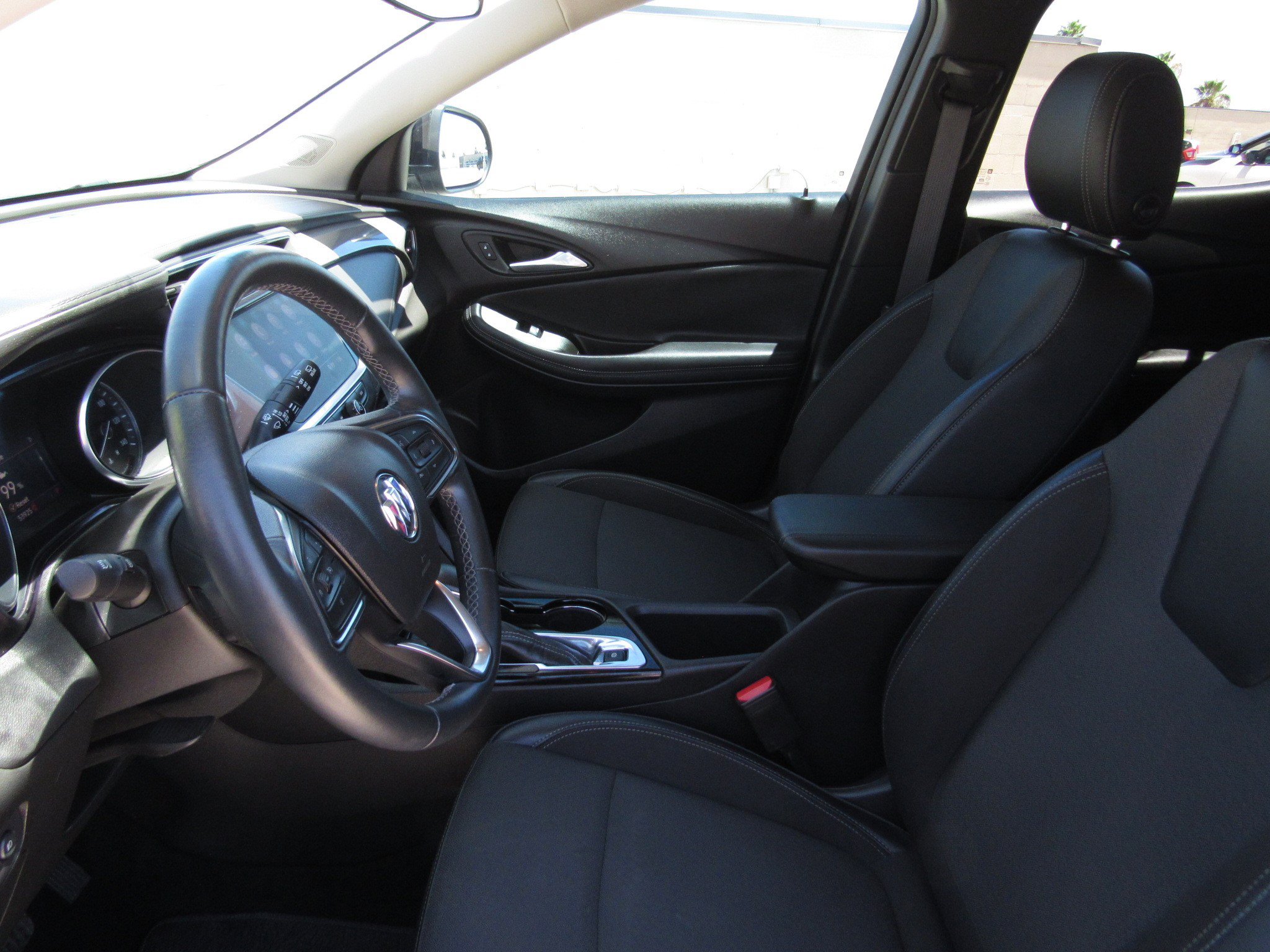 Used 2022 Buick Encore GX Select w/ Sport Touring Package FWD image 15