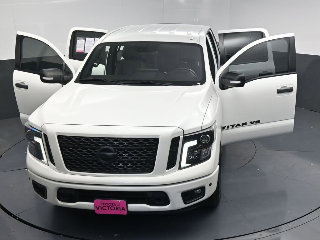Used 2019 Nissan Titan SL w/ Midnight Edition image 28
