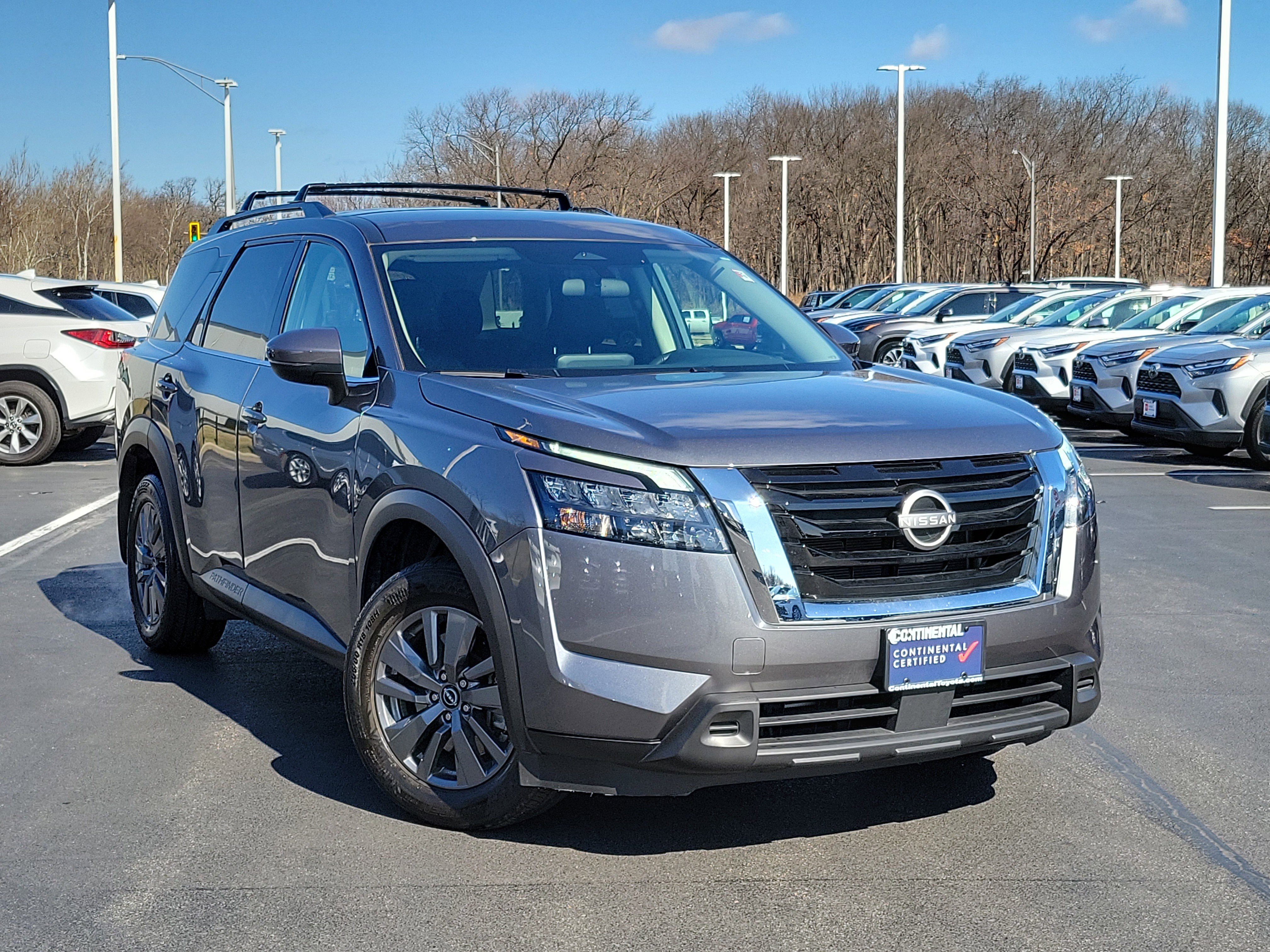 Used 2024 Nissan Pathfinder SV AWD/4WD image 39