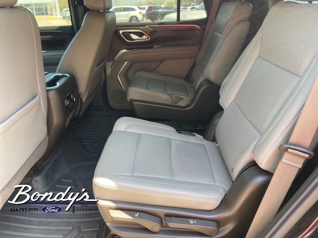 Used 2021 Chevrolet Tahoe Z71 w/ Z71 Off-Road Package AWD/4WD image 11