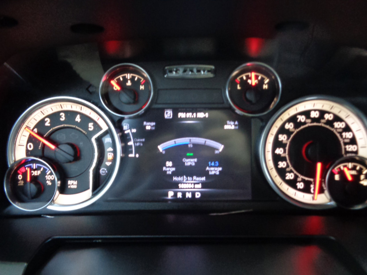 Used 2014 RAM 1500 Laramie w/ Convenience Group image 21