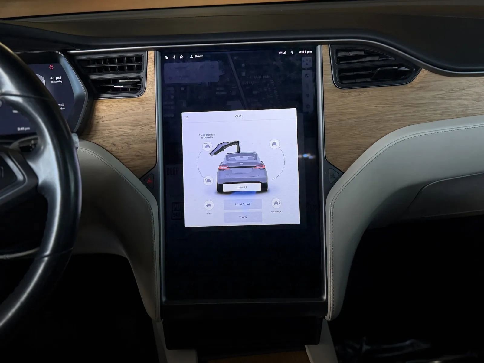 Used 2020 Tesla Model X Long Range AWD/4WD image 29