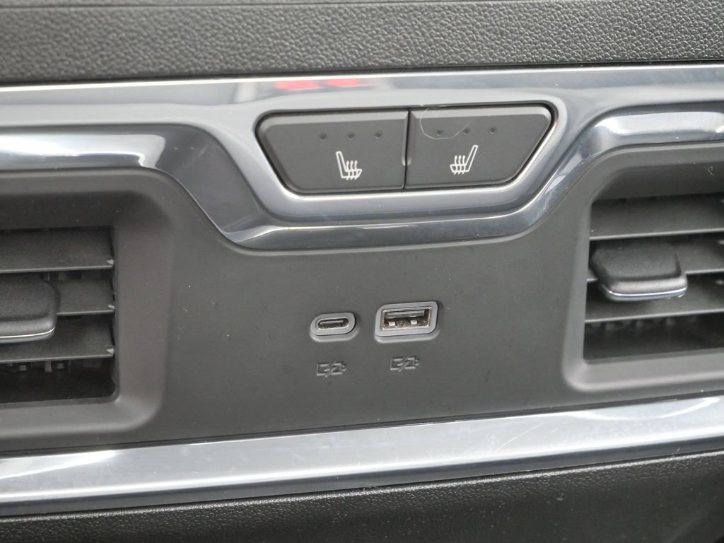 Used 2024 GMC Sierra 2500 Denali w/ Denali Reserve Package image 33