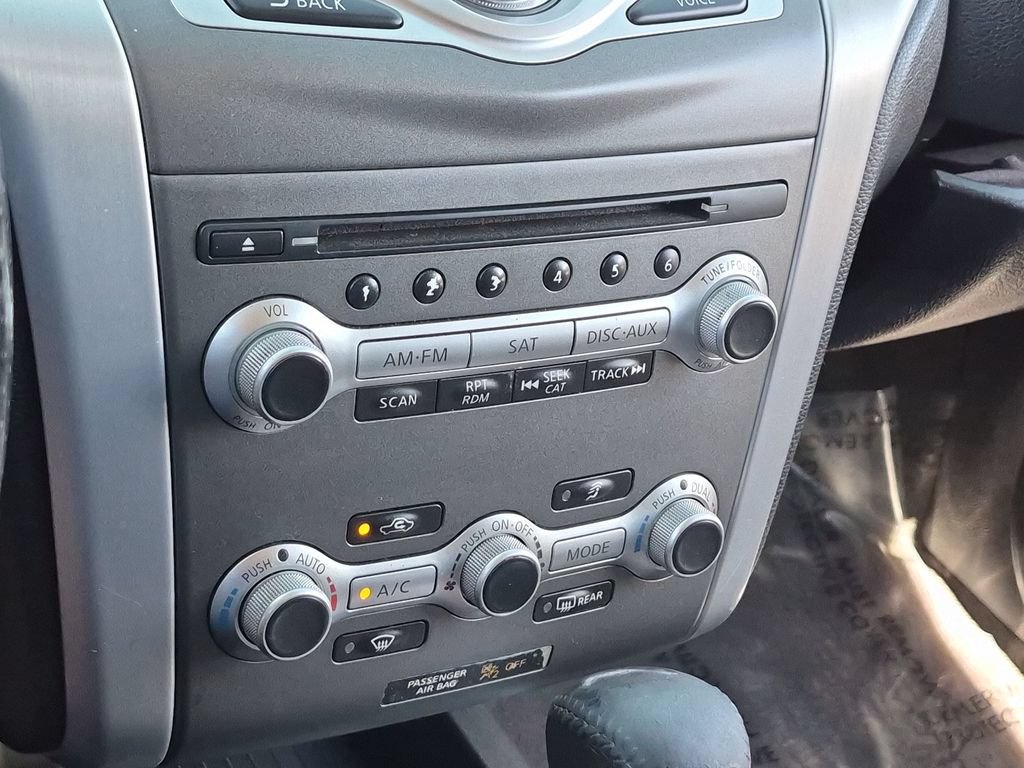 Used 2011 Nissan Murano LE w/ Navigation Pkg AWD/4WD image 26